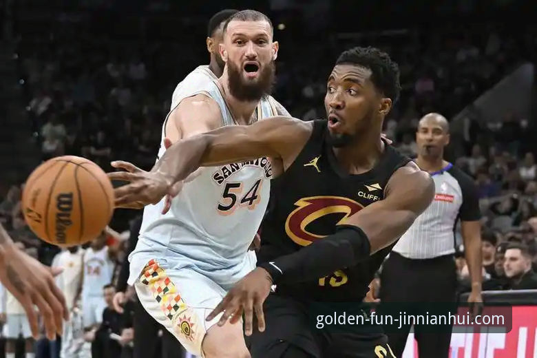 骑士力克魔术，米切尔42分闪耀全场：金年会体育平台观赛与数据查询完整指南